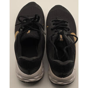 Nike Revolution 6 GS Black Metallic Gold DD1096-002 - Size 4 Youth
